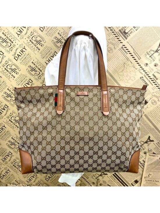 Gucci Handbags - ★SOLD★ Gucci Tote GG Canvas Sherry A4 Business Travel